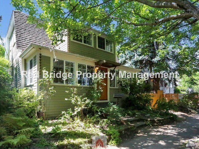 Photo - 5915 SE 15th Ave House