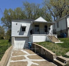 Building Photo - 7117 Garesche Ave