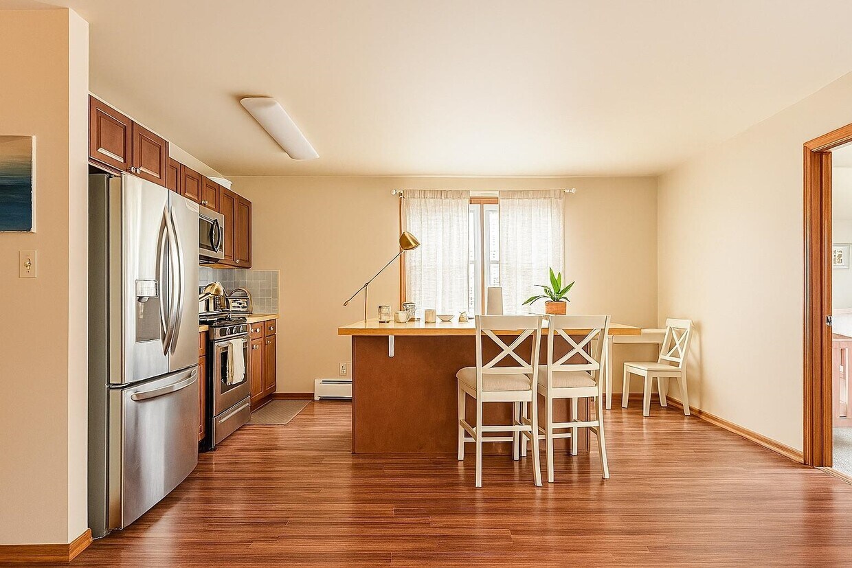 Foto principal - 551 John F. Kennedy Blvd