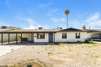 Building Photo - 1915 W Wood Dr