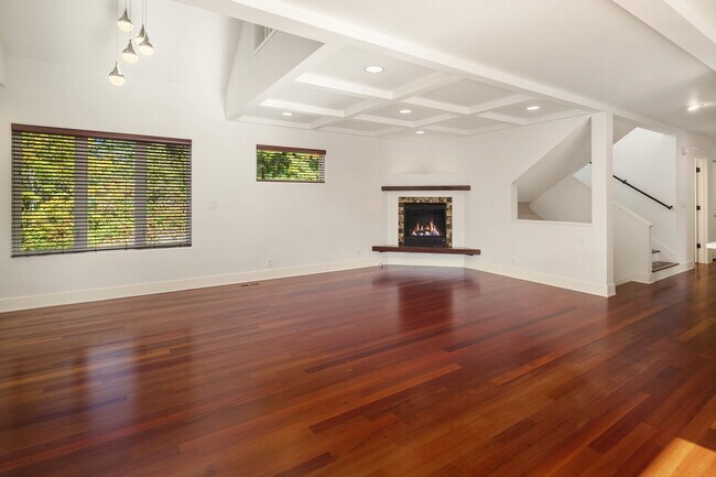 Foto del edificio - 4bd/3.5ba Kirkland House