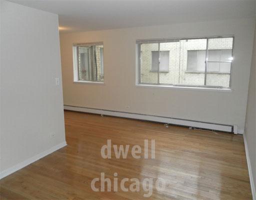 Building Photo - 455 W Wellington Ave