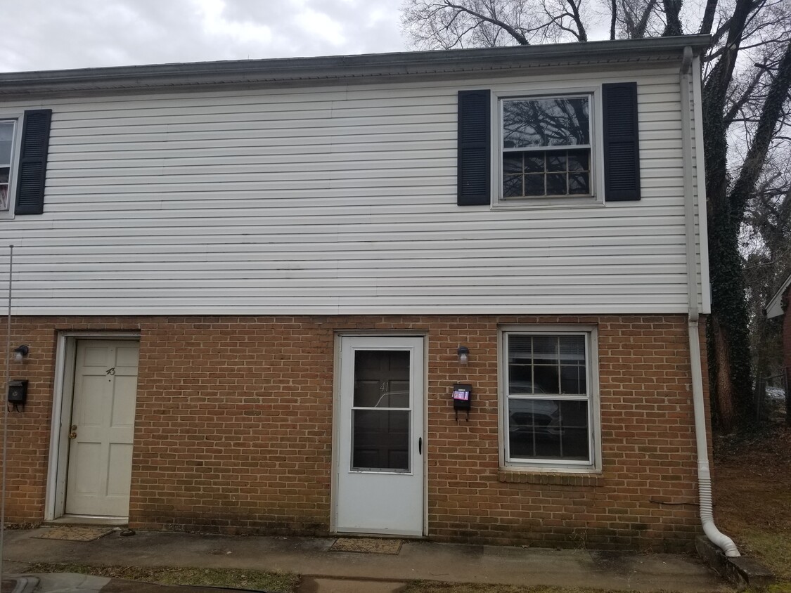 Foto principal - 41 Clover Ave NE
