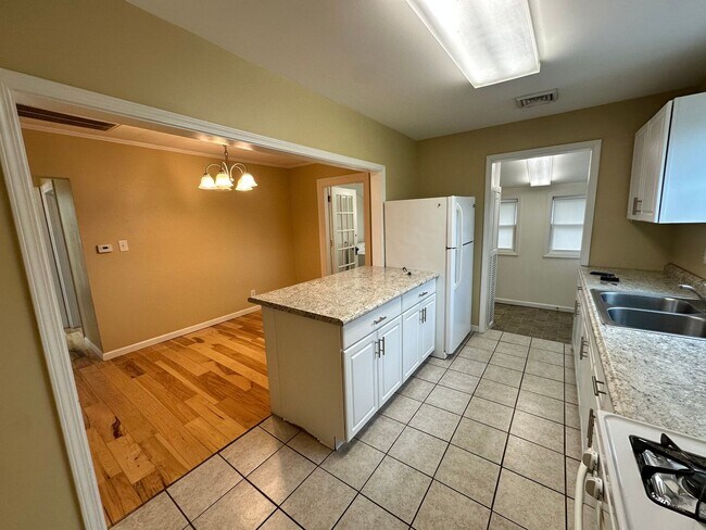 Building Photo - 2 Bedroom 1 Bath House in Benton