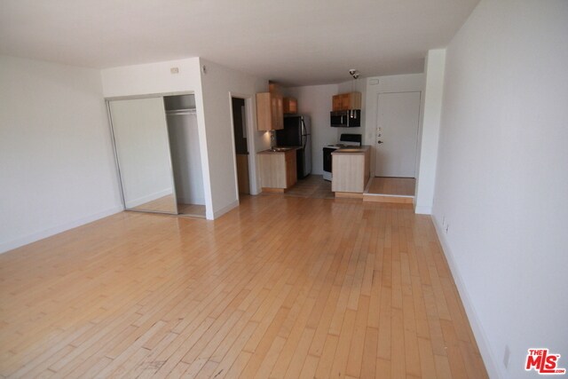 Building Photo - 3949 Los Feliz Blvd