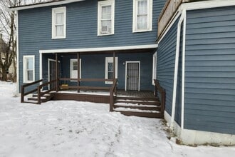 Building Photo - 2033 W 98th St