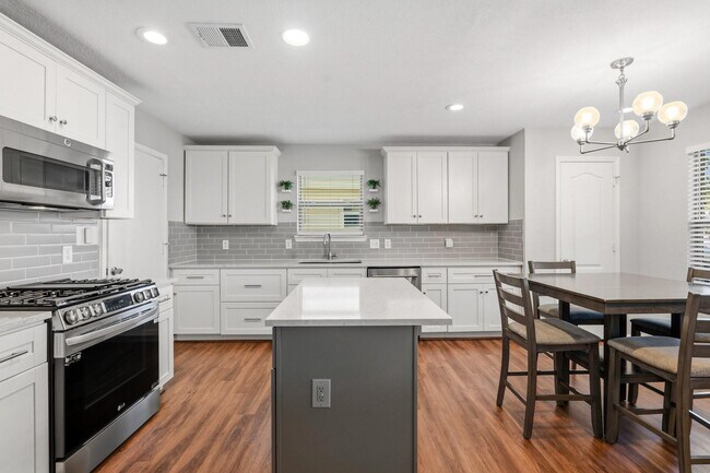 Foto del edificio - 9426 Coatsworth Dr
