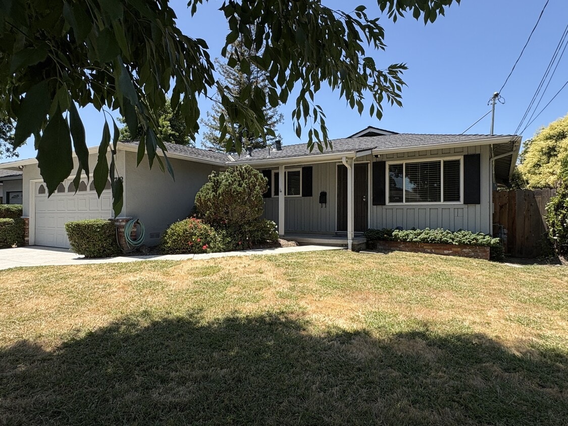Primary Photo - 718 Ruth Dr