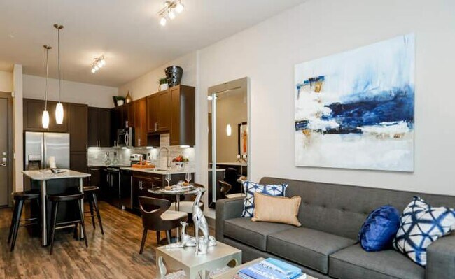 Building Photo - 2 bedroom in Houston TX 77063