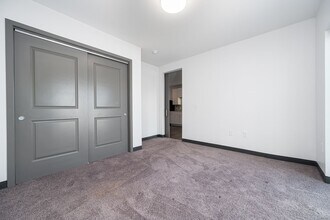 Interior Photo - Vera on Broad