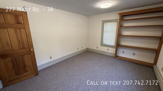 Foto del edificio - 277 Mast Rd