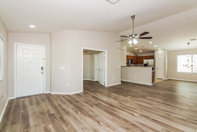 Building Photo - 7046 S Copper Bloom Ave