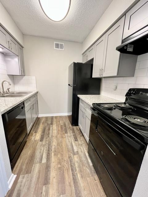 Building Photo - Villas At Braeburn