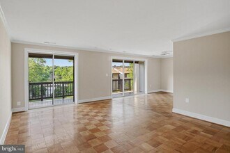 Building Photo - 10053 Windstream Dr