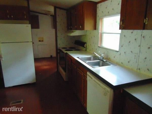 Building Photo - 935 Sumach Church Rd