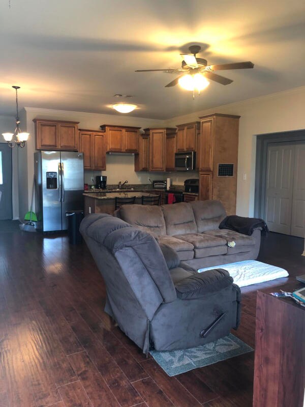 Building Photo - 18509 Devin Ct
