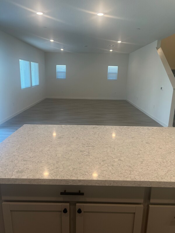 Foto del edificio - 8081 Trapper Rnch Rd