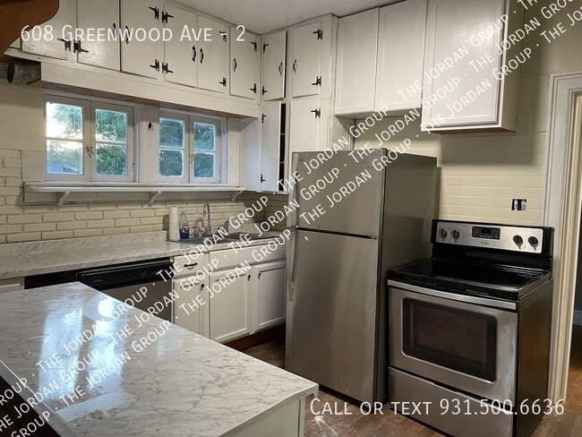 Foto del edificio - 608 Greenwood Ave