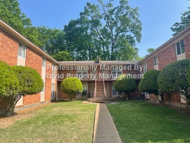 Building Photo - 1 Bedroom in Midtown Memphis!
