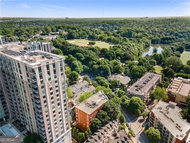 Foto del edificio - 206 11th St NE