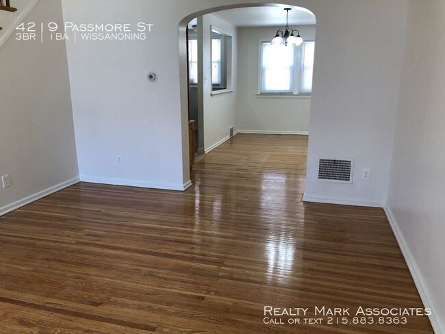 Building Photo - 4219 Passmore St