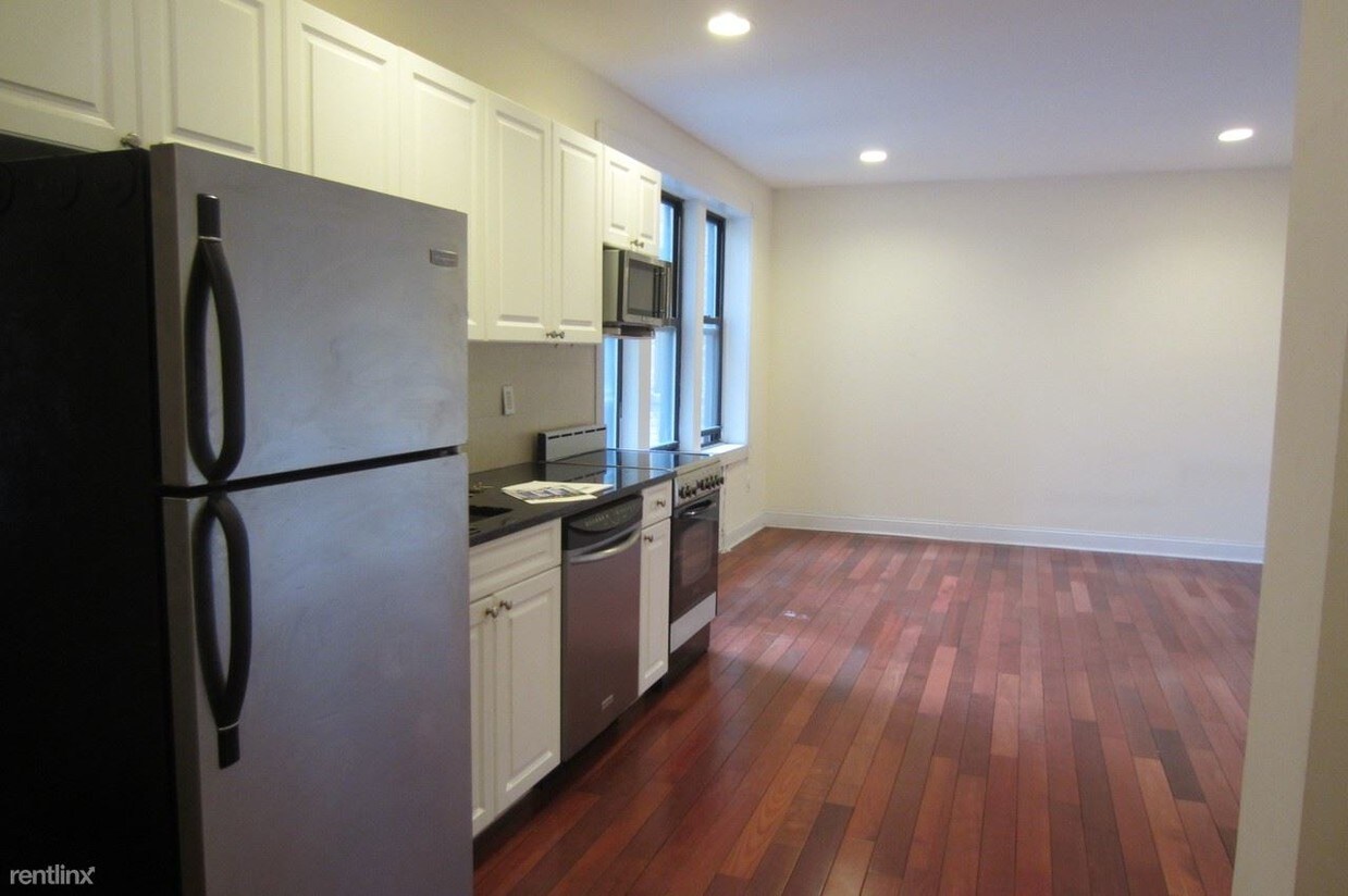 Primary Photo - 2 br, 1 bath Apartment - 60 Cooper St
