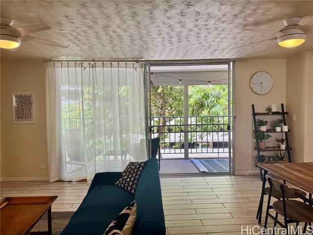 Foto del edificio - 2355 Ala Wai Blvd