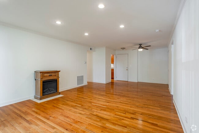 Interior Photo - Promenade Apartments