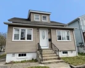 Building Photo - 1411 Hussa St