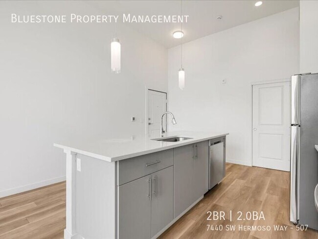 Foto del edificio - One Month Free - Move-in Ready