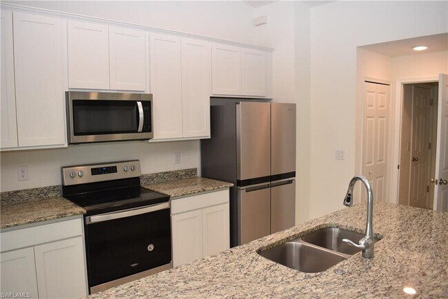 Foto del edificio - 2382 Manheim Ave