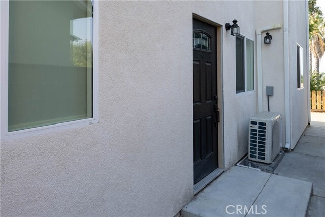 Building Photo - 16071 La Monde St