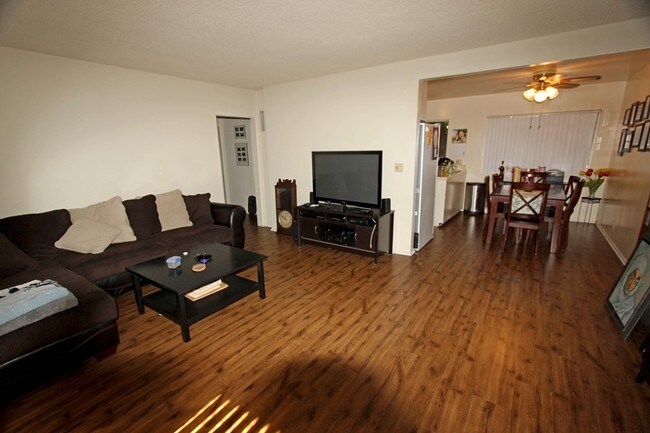 Building Photo - Cedar Breeze