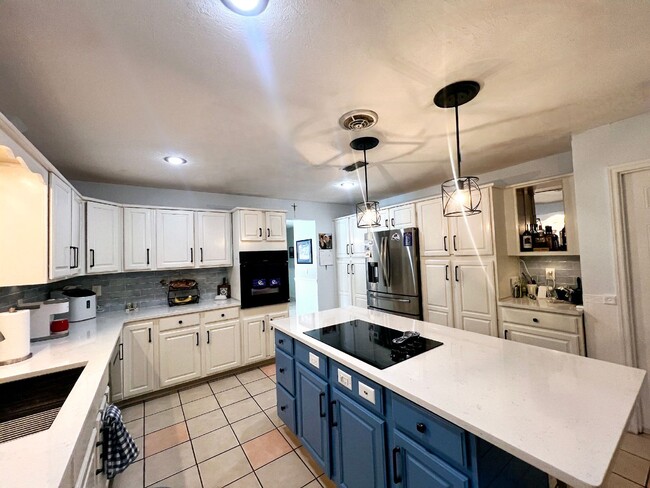 Building Photo - 4 Bedroom 3 Bath POOL HOME in Port Orange ...