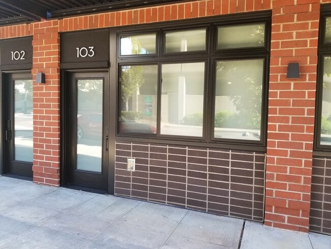 Street Entrance - 239 4th St