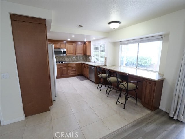 Building Photo - 25051 Amberwood