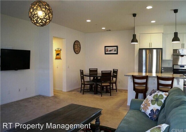 Building Photo - 3 br, 3 bath House - 37 Linden Ln