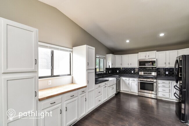 Foto del edificio - 858 Hubbell Drive, Colorado Springs, CO, 8...