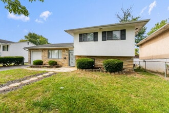 Building Photo - 1587 Brentnell Ave