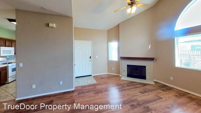 Foto del edificio - 3 br, 2.5 bath House - 1555 Orange Ave. Un...
