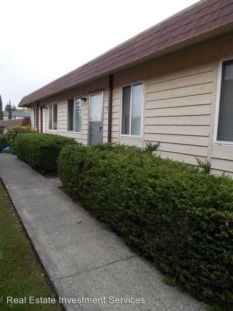 Building Photo - 2635 Cascade Pl W