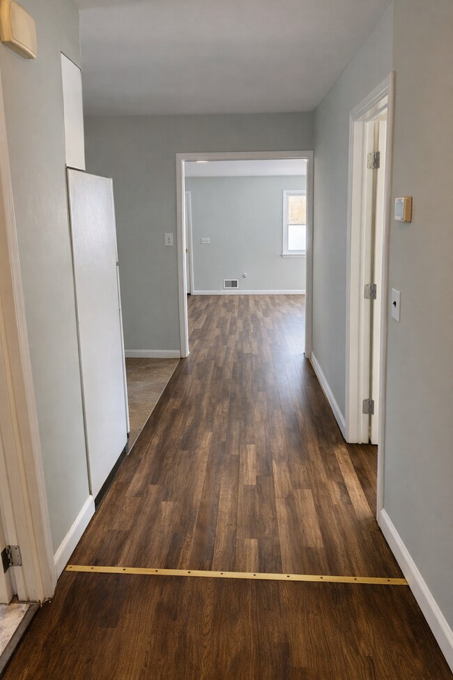 Building Photo - 2054 Prospect St