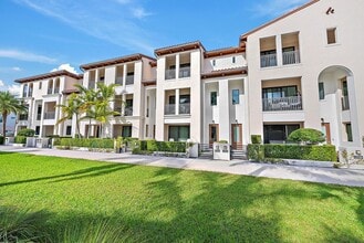 Building Photo - 12514 Gross Pointe Dr