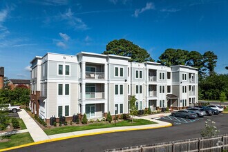 Building Photo - Ascend at Hilltop