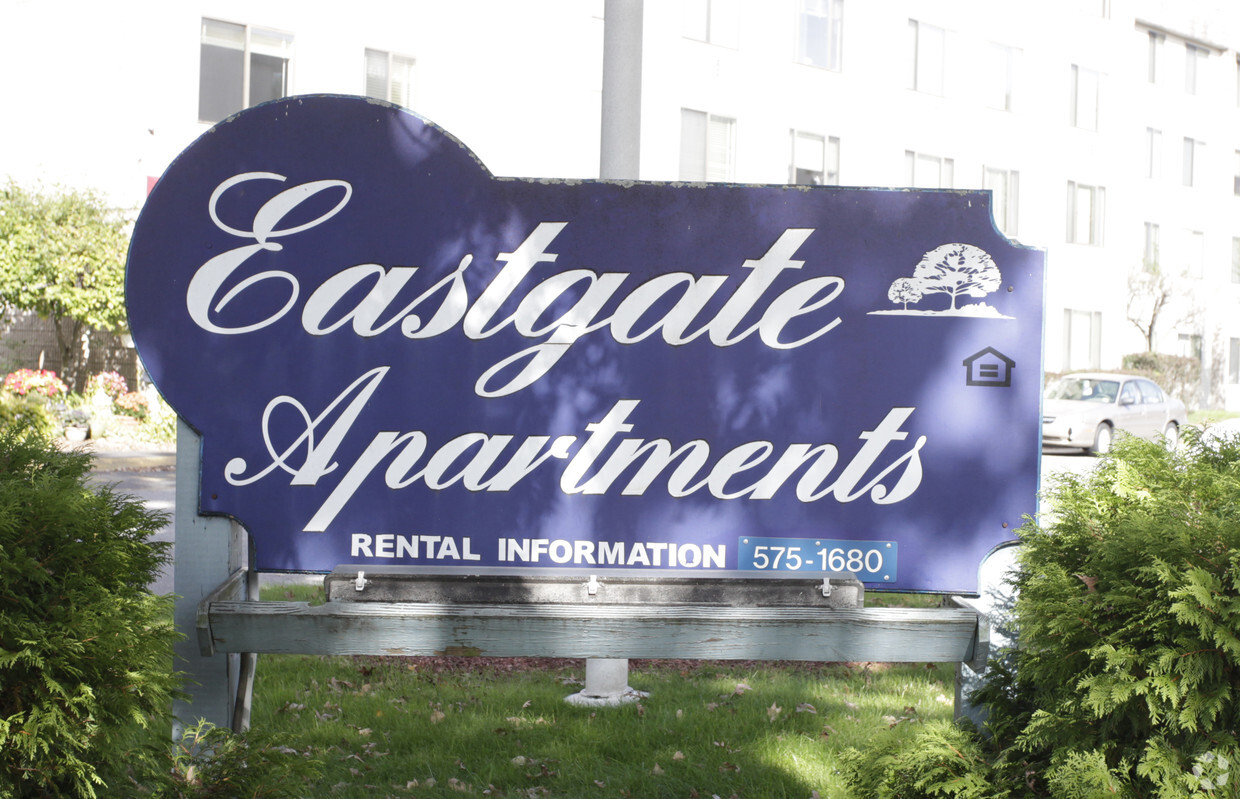 Foto del edificio - East Gate Apartments