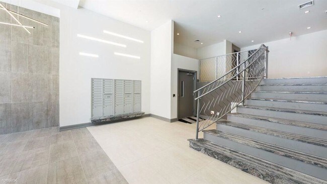 Building Photo - 382 Lefferts Ave
