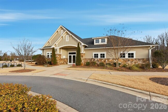 Foto del edificio - 1000 Bellegray Ln NW