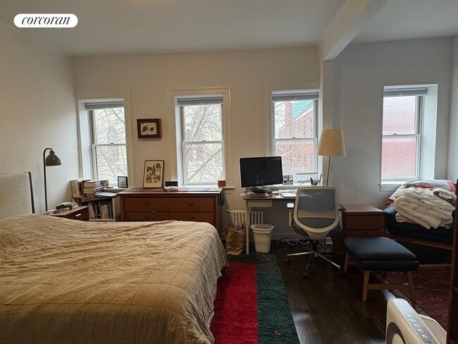 Building Photo - 498 Court St