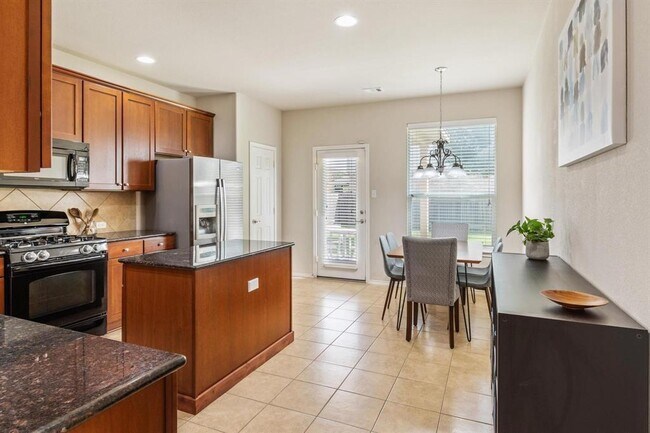 Building Photo - 12113 Verchota Dr
