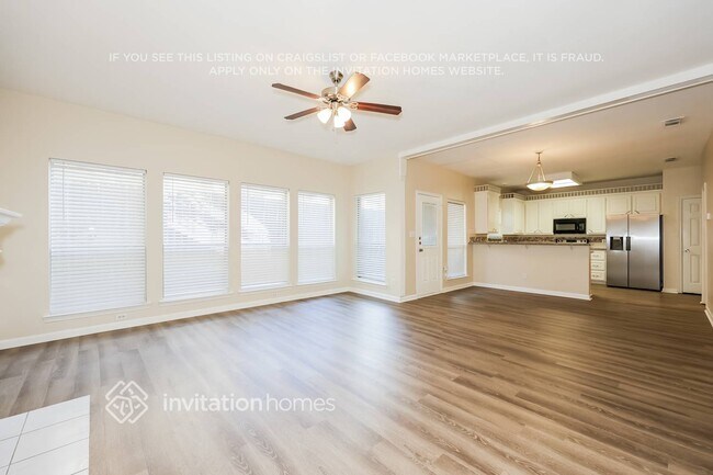 Foto del edificio - 1900 Francis Ct